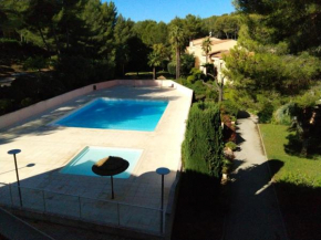 LE VALLON DU ROY plage à 600m à pieds, Sanary-Sur-Mer